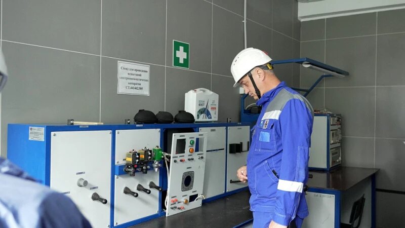     На Алтай-Коксе стартовал конкурс «Железный порядок» на лучшую организацию рабочих мест. Фото предоставлено компанией Алтай-Кокс.