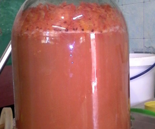 Самогон на томатной пасте без дрожжей: плюсы и минусы