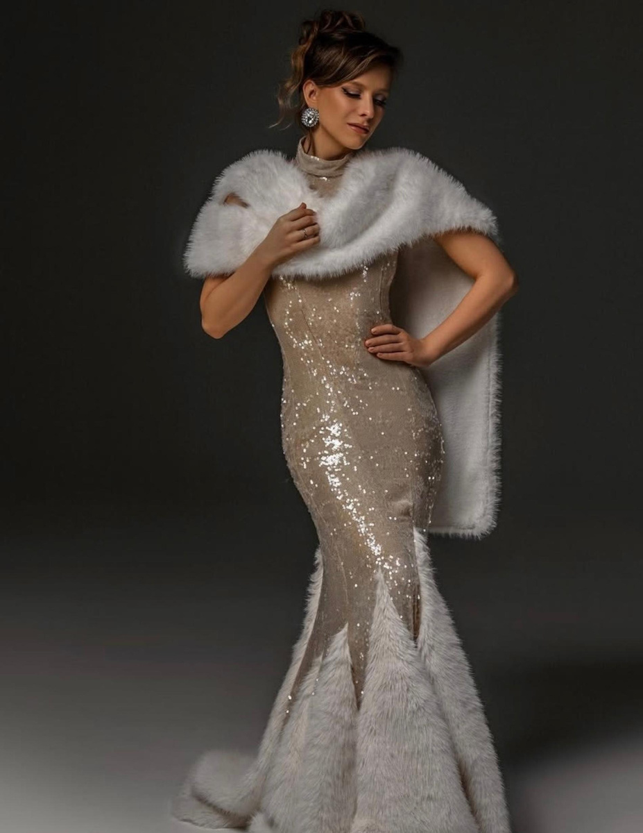     Лиза Арзамасова. Фото: Instagram (Запрещён в РФ) @averbukhofficial