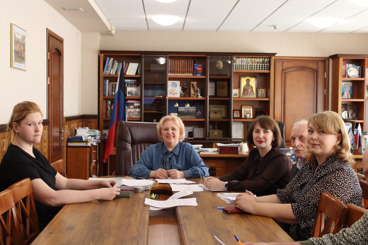 Валентина Дубровина, Светлана Беспалова, Ирина Кудрейко, Михаил Коляда, Валерия Кузьмина