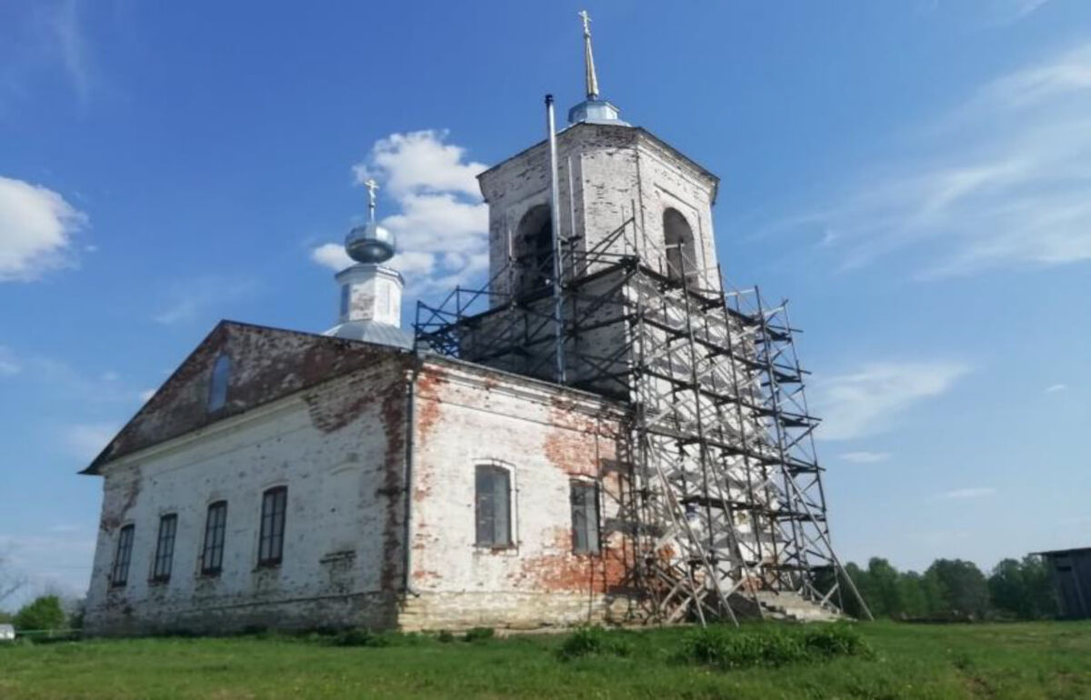    Церковь Михаила Архангела в селе Сажино. © презентация Госинспекции по охране ОКН Пермского края