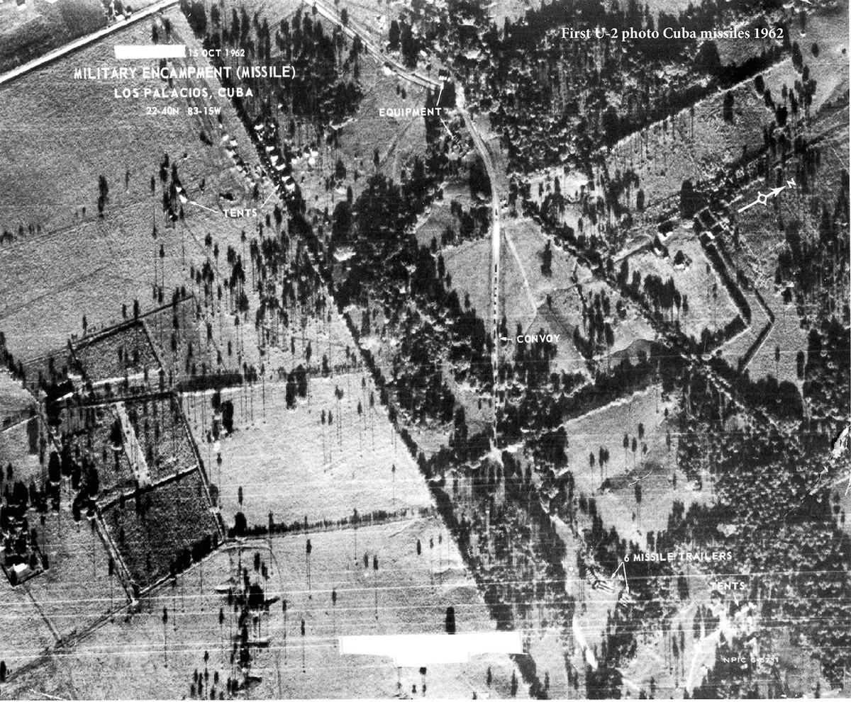 Первый U-2 снимок с советскими ракетами у Сан-Кристобаля