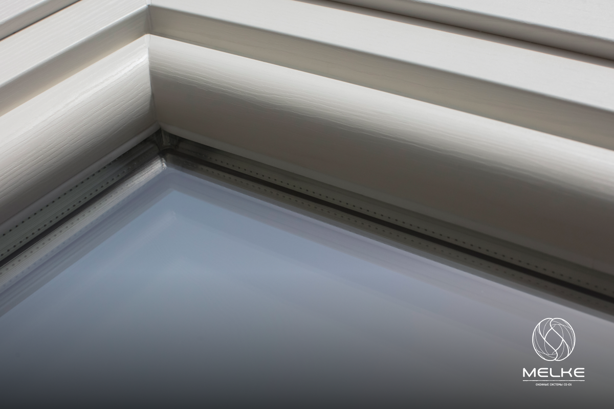 Чистое окно — это светлый дом, аккуратный внешний вид и просто привычка, которая помогает продлить срок службы всей оконной системы.