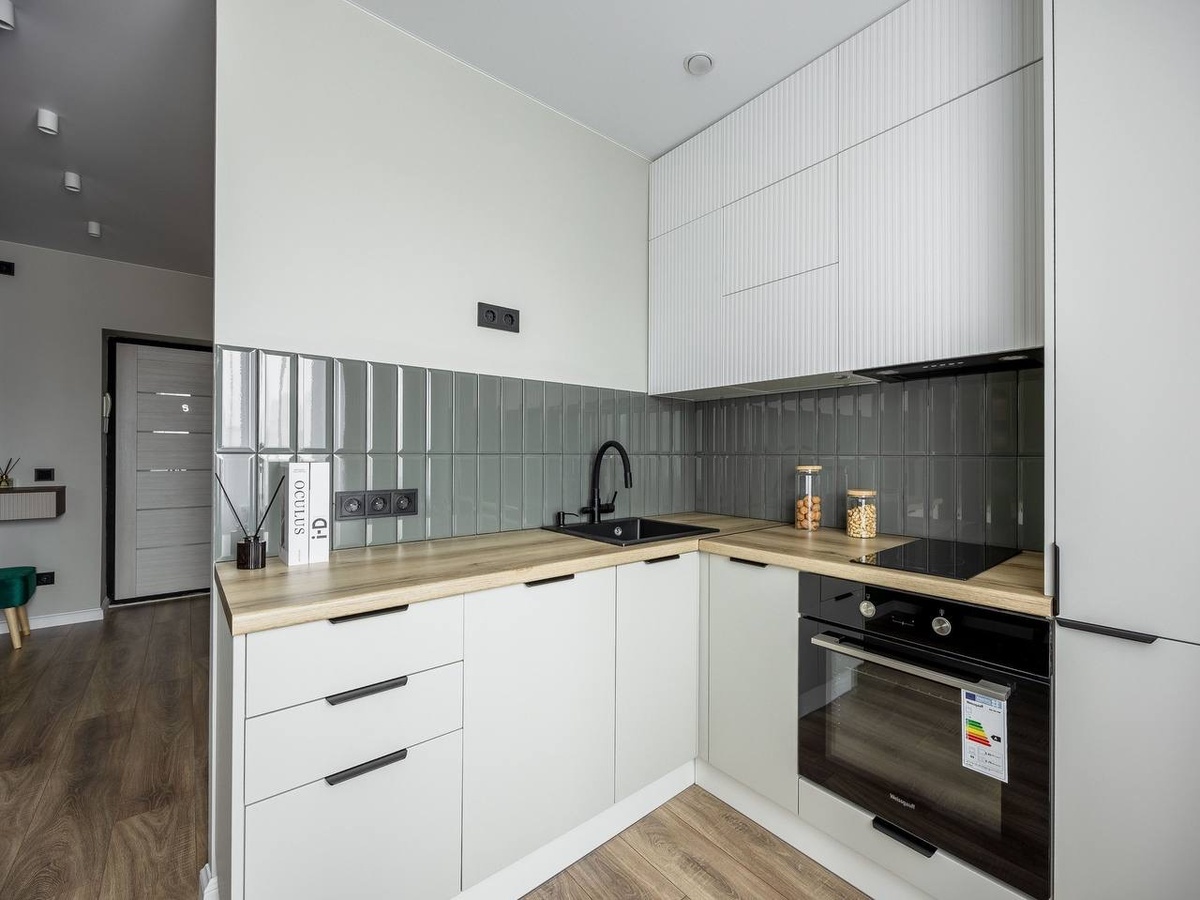 Листайте карусель