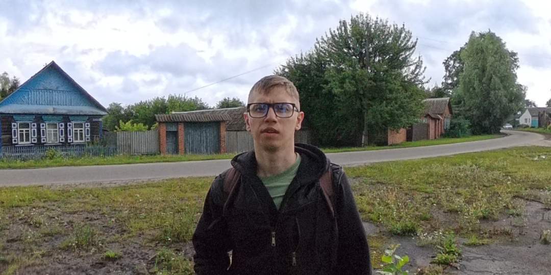 Сара из Америки приехала в Россию на две недели. Через день она рыдала в ТЦ, через неделю искала риелтора