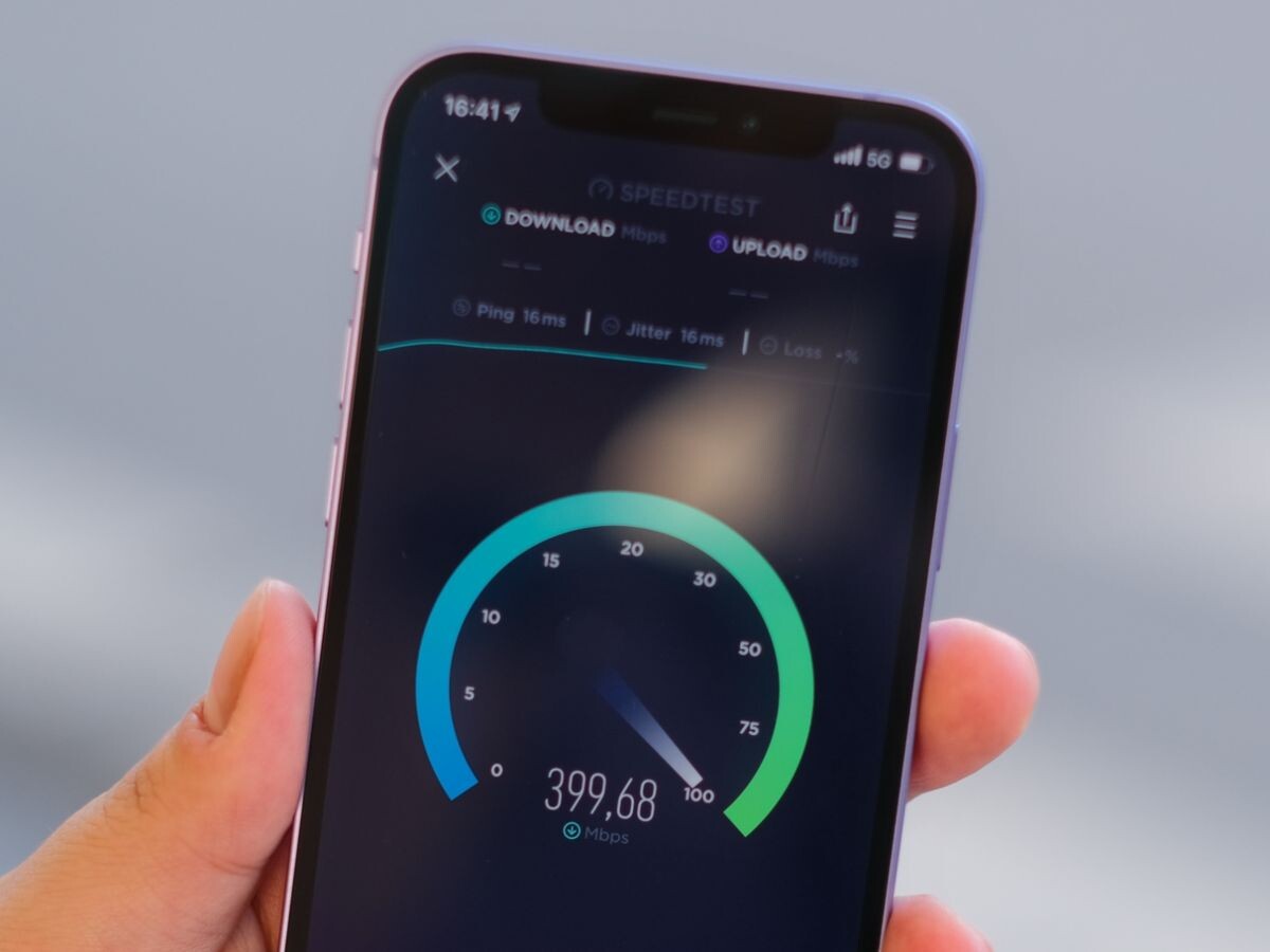    Зарубежные смартфоны в России могут остаться без сетей 5G