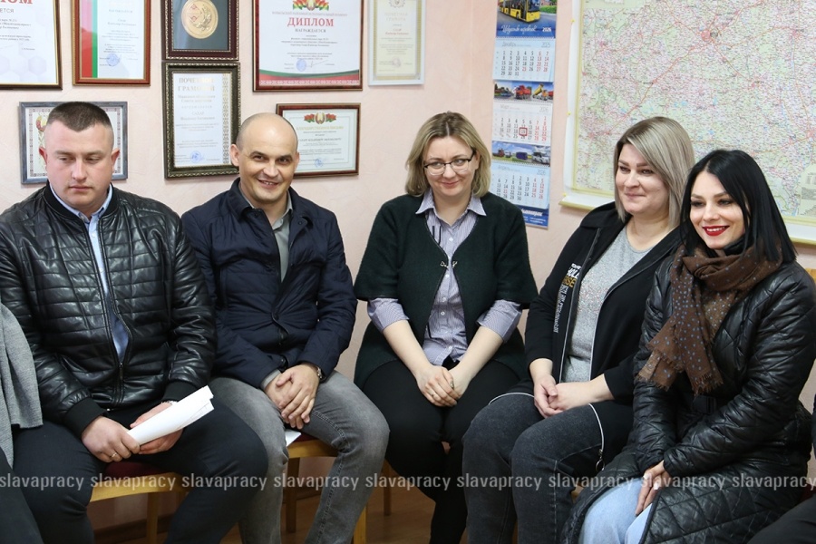     Живой диалог о будущем Копыльщины: развитие региона обсудили в филиале "Автопарк № 21"