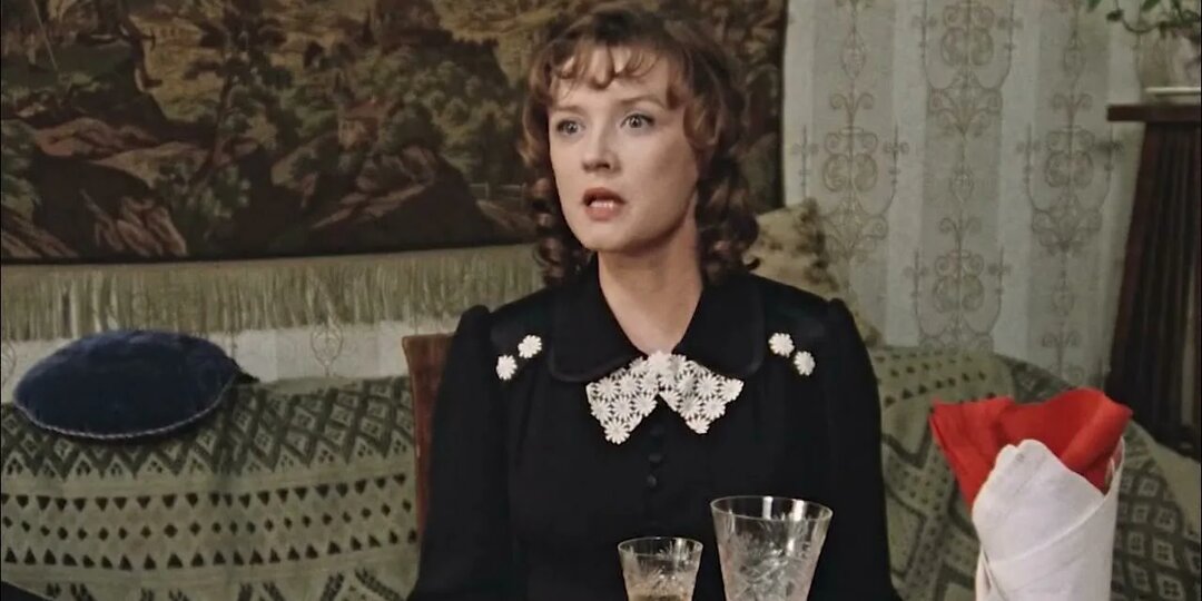 Вера Алентова. Бацилла театра поселилась во мне в восемь лет. И поразила во время сдачи экзаменов в мединститут!