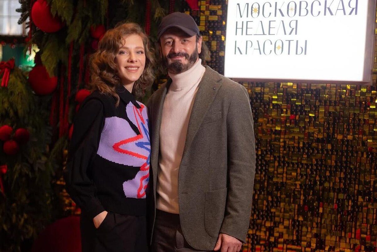    Лиза Арзамасова с мужем Ильей Авербухом Личный архив