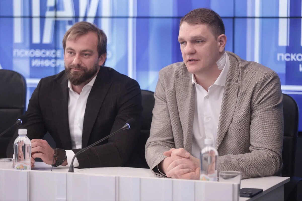 Заслуженный мастер спорта России, чемпион мира и Европы по плаванию в ластах, многократный рекордсмен мира Андрей Арбузов и чемпион НБА, бронзовый призёр Олимпийских игр Тимофей Мозгов. Фото здесь и далее: ПАИ