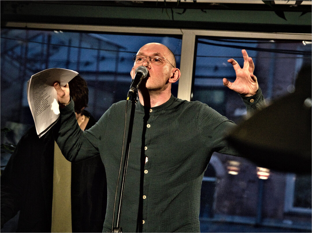    Борис Павлович Фото: Изображения предоставлены «Собака.ru» пресс-службой благотворительного театрального фестиваля «Антракт» / Фото Б. Павловича: Егор Огородников