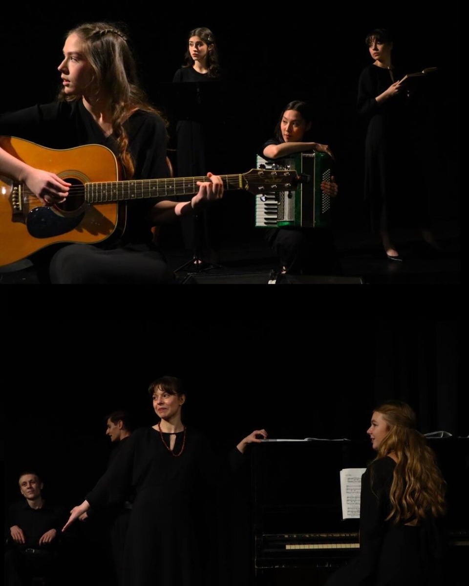    Учебный театр. Спектакль «Военные письма» Фото: Изображения предоставлены «Собака.ru» пресс-службой благотворительного театрального фестиваля «Антракт» / Фото Б. Павловича: Егор Огородников