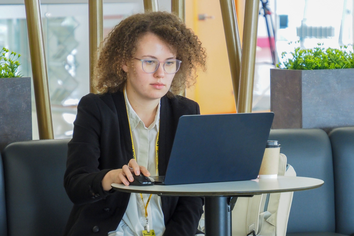 Власти РФ возмутся за регулирование нейросетей в стране.  Фото: Фото: ФедералПресс / Антон Федулов