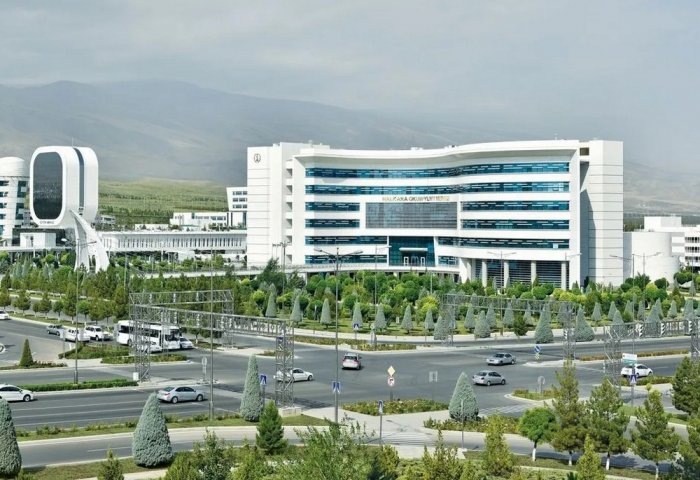 Медицинский центр в Ашхабаде, Туркменистан