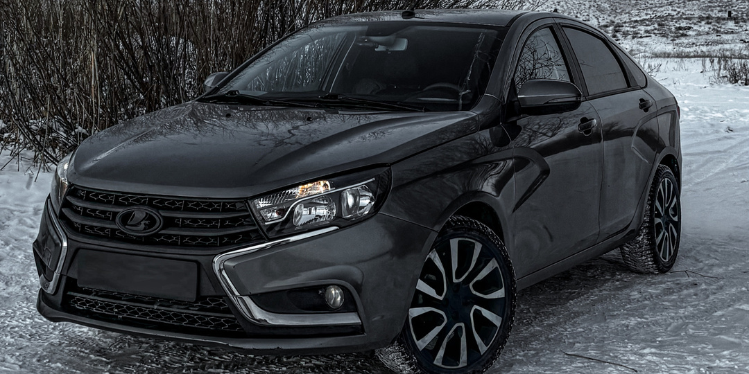 Жива ли легенда? Честный разбор главного седана России спустя годы на конвейере