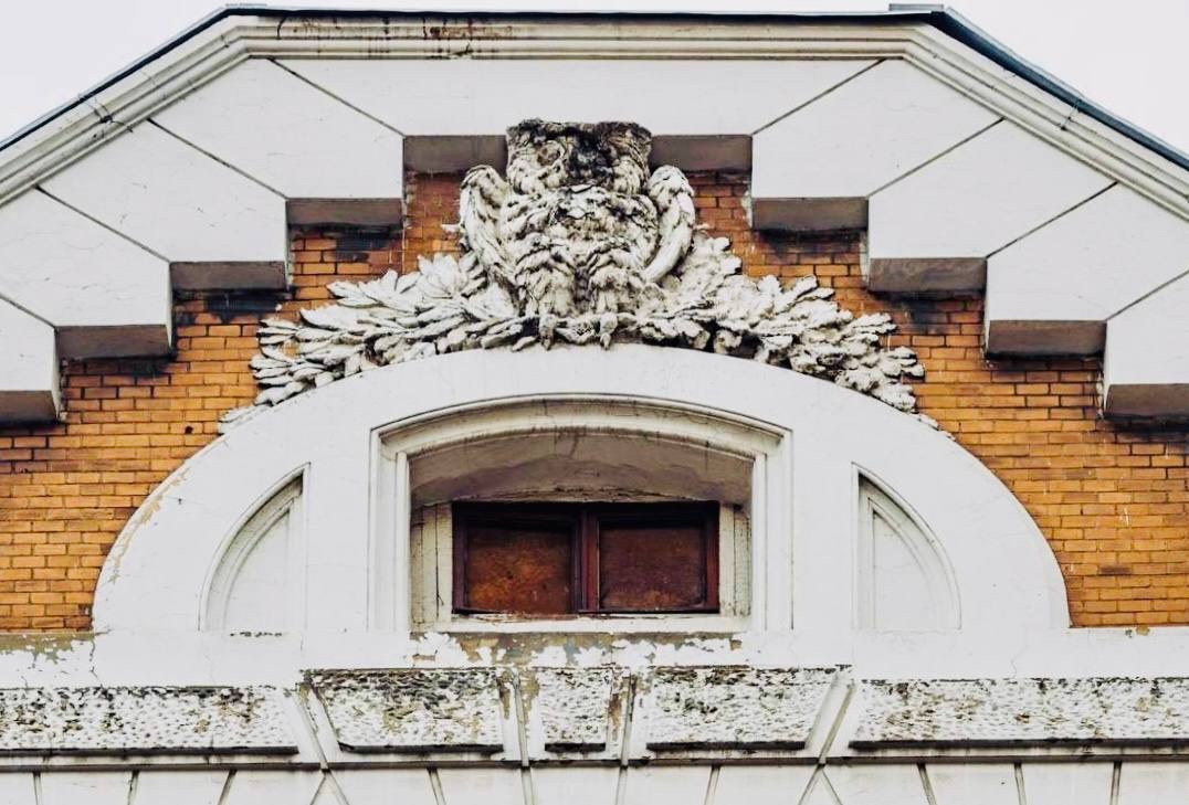 Анастасьинская рукодельная школа. Плотников пер. 19/38, с.1. 1908, архитектор А.Зелингсон