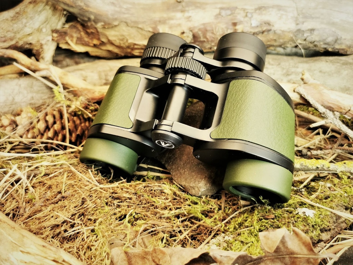 Бинокль Vebet Titan в естественной для него среде