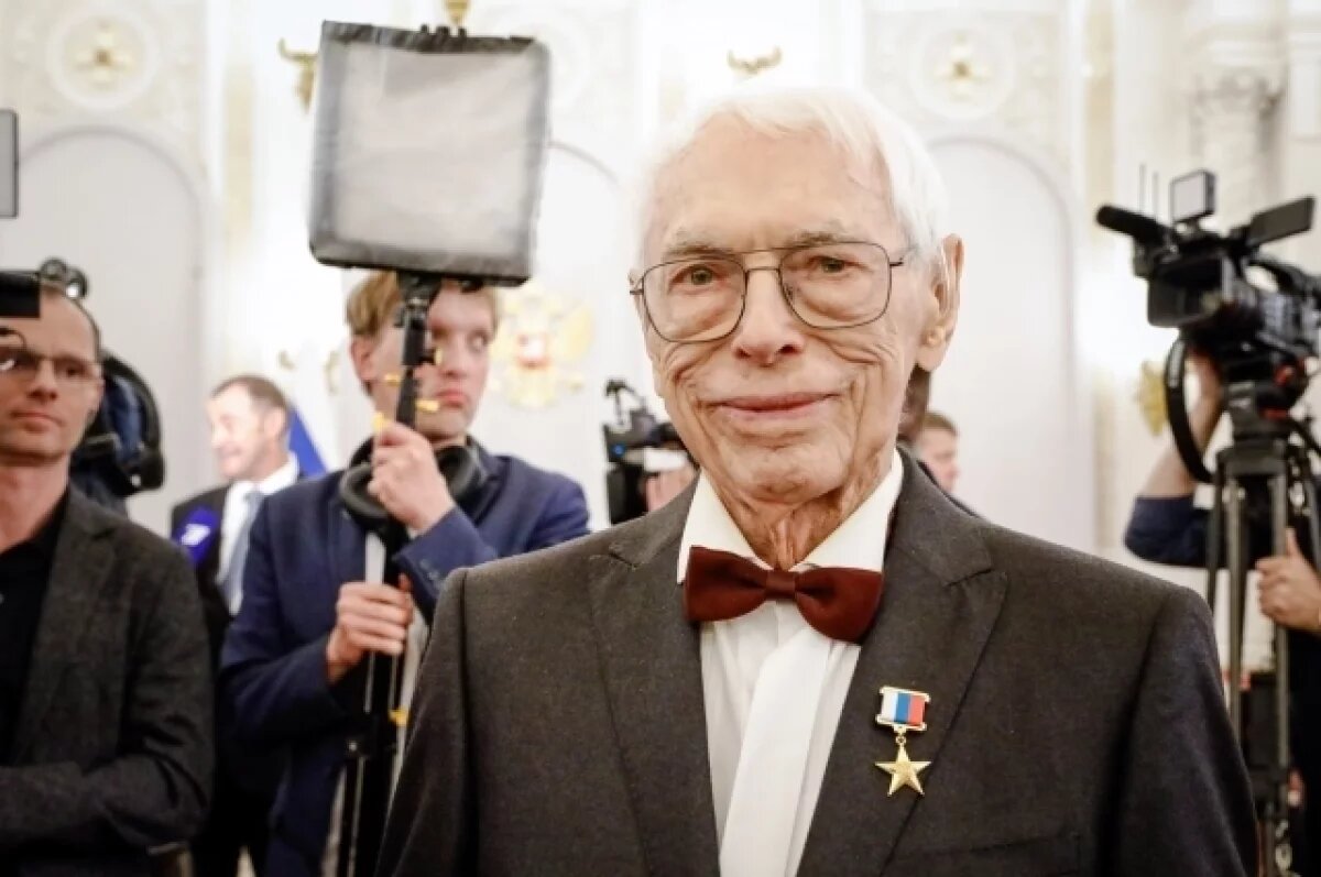    Сегодня в Кремле со 100-летием Александра Зацепина поздравят 100 звезд