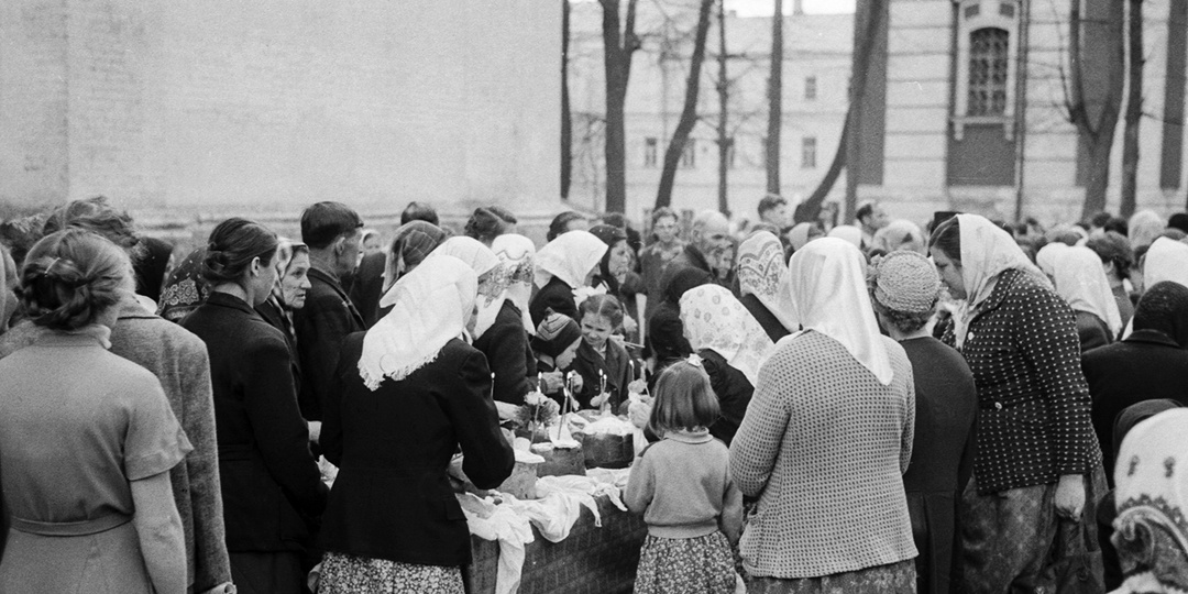 Пасха в Троице-Сергиевой лавре, 17 апреля 1960 года