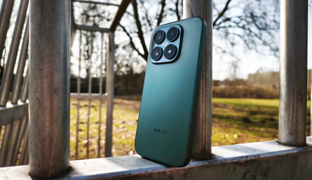    Xiaomi 17 вписывается в тренд смартфонов с дорогим видом. А ещё он немного похож на iPhone блоком камер. Фото: stadt-bremerhaven.de