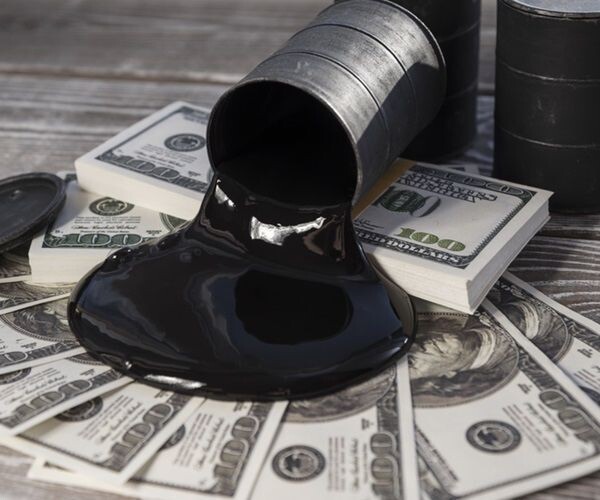 Иллюстративный материал заимствован из общедоступных ресурсов интернета, не содержащих указаний на авторов этих материалов и каких-либо ограничений для их заимствования.