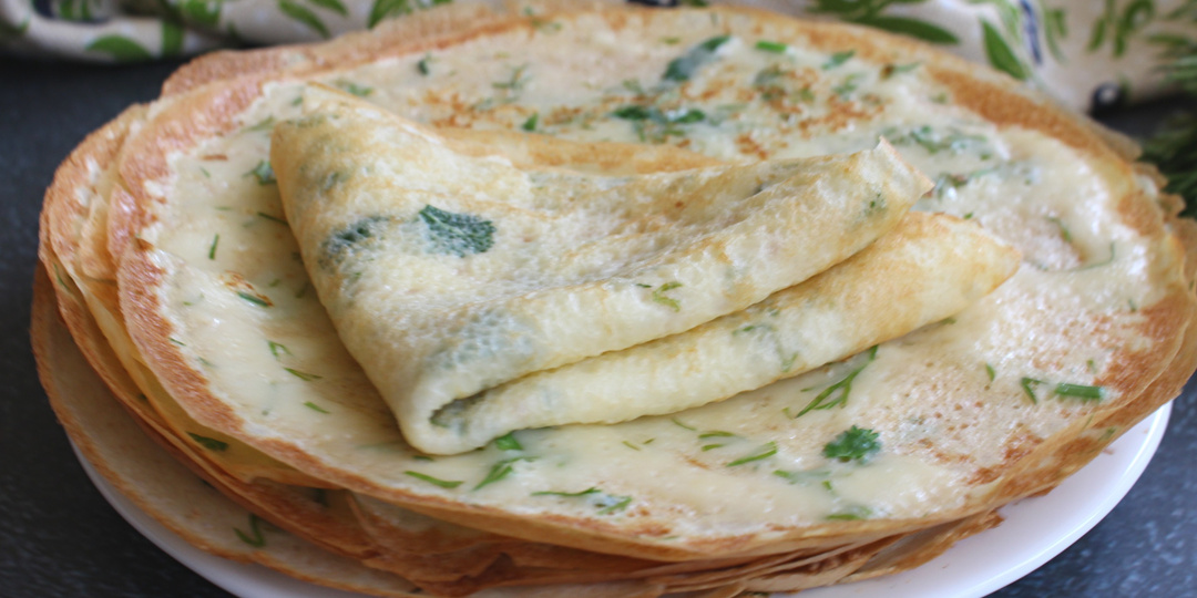 Тонкие блины с зеленью