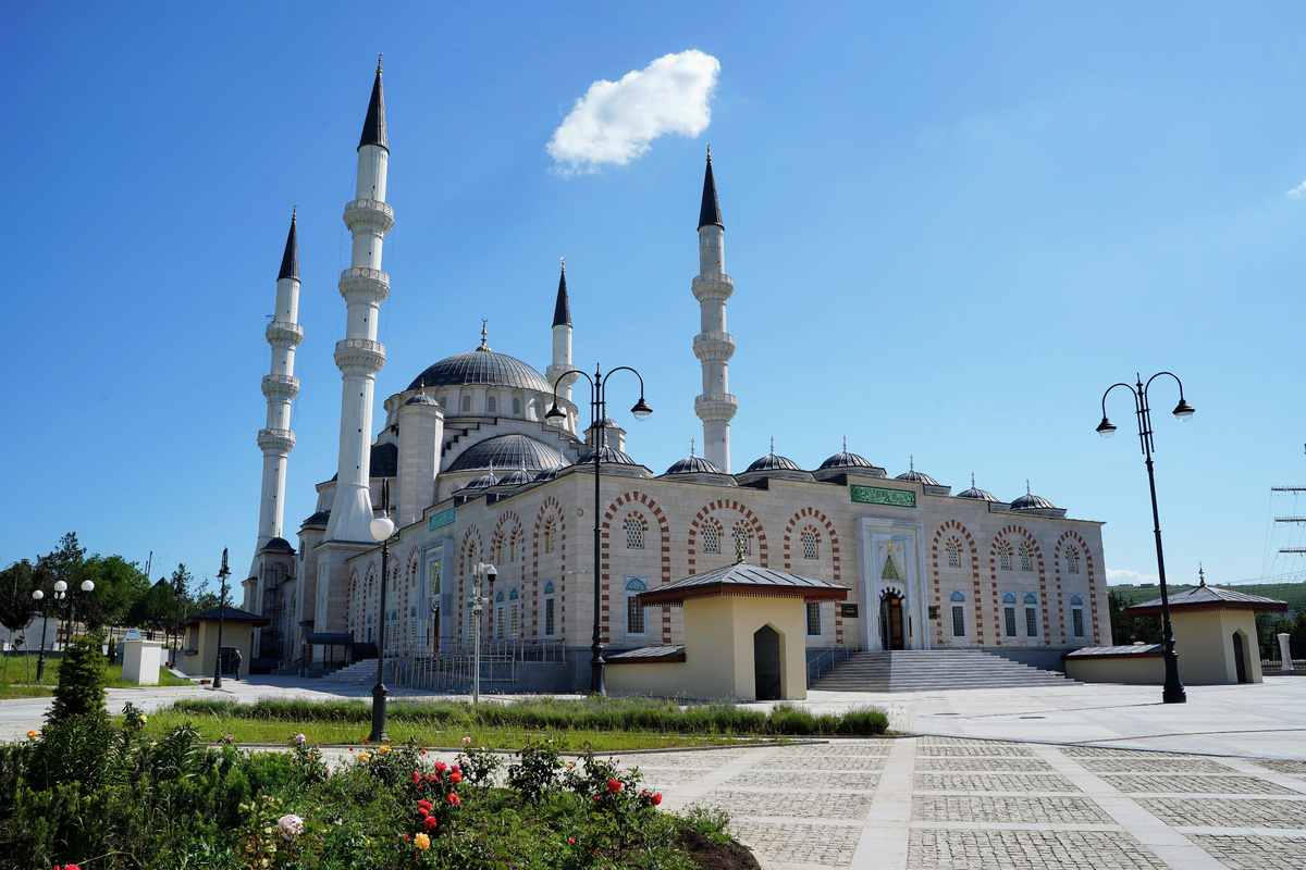 Соборная мечеть в Симферополе // Фото пресс-службы компании «Спецстройкрым»