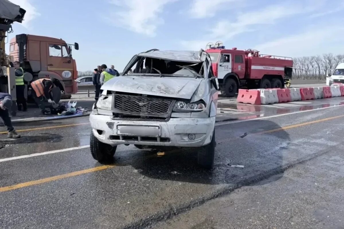    Трое детей и девушка пострадали в ДТП в Гулькевичском районе Кубани