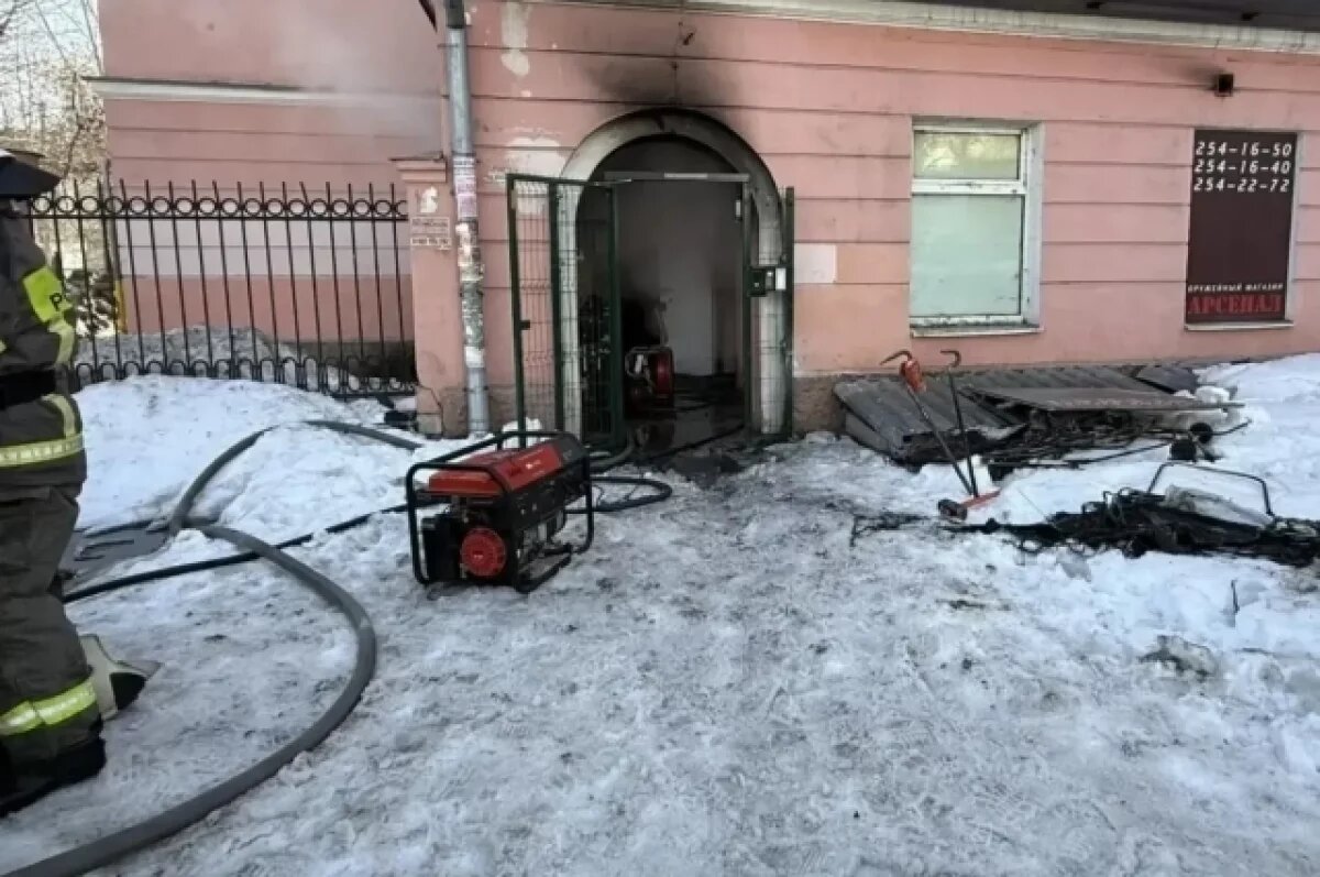    Женщина погибла при пожаре в магазине на Сибирском тракте в Екатеринбурге