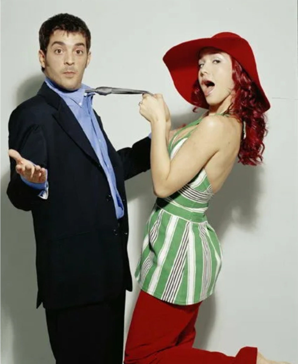 Об отношениях всегда любопытно всем смотреть и это даже не обсуждается