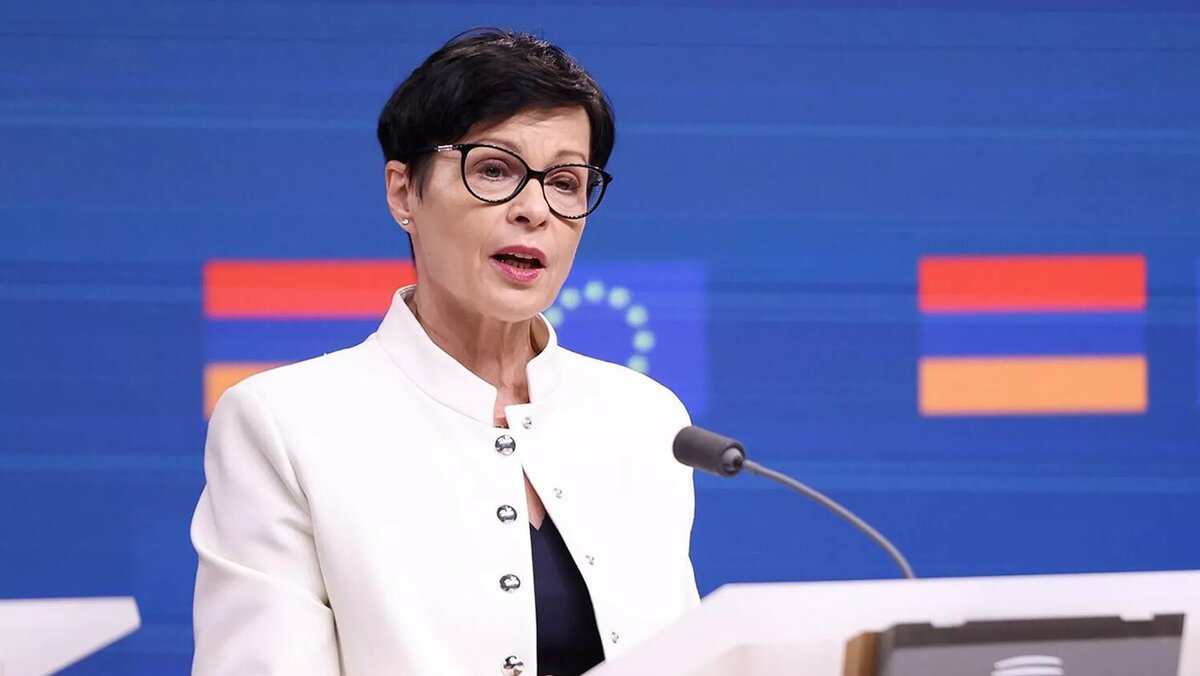 © Photo : official site of MFA of RA