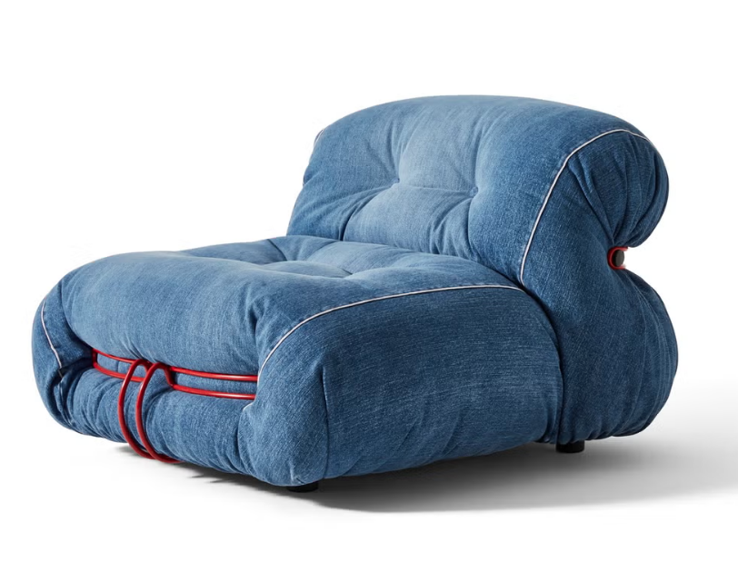 Кресло «Сориана» от Афры и Тобиа Скарпа, обитое джинсовой тканью, изготовлено Роем Роджерсом, 5655 фунтов стерлингов ( 647 312 руб) Cassina.