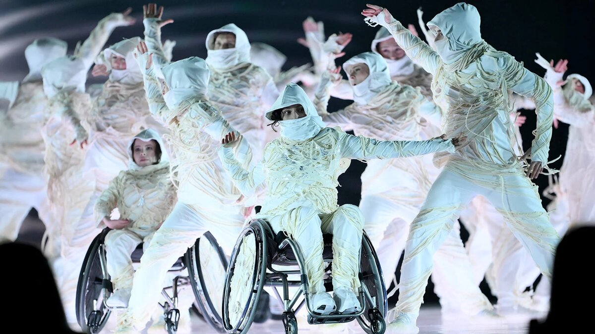 Церемония открытия Паралимпиады-2026 (Фото David Ramos / Getty Images)