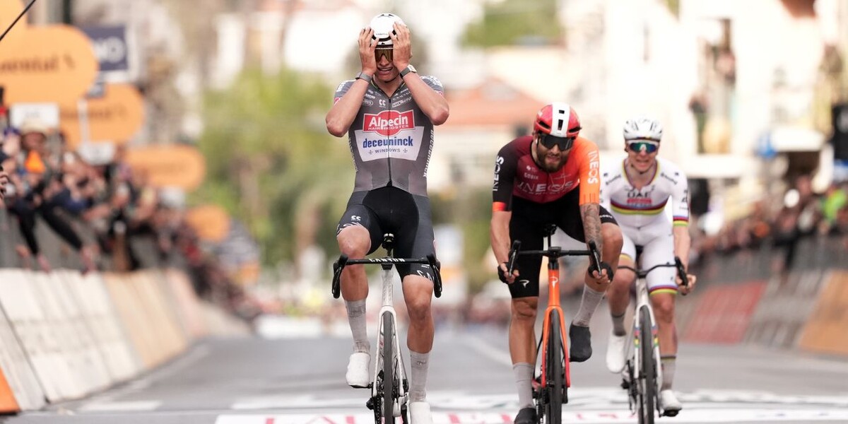 Матье ван дер Пул выиграл Милан — Сан-Ремо в 2025 году