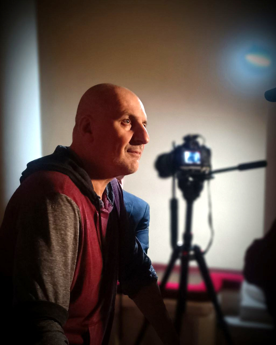 Режиссер Алексей Утеганов. Фото из архива театрального проекта "ПРЕДУПРЕЖДЕНИЕ" 