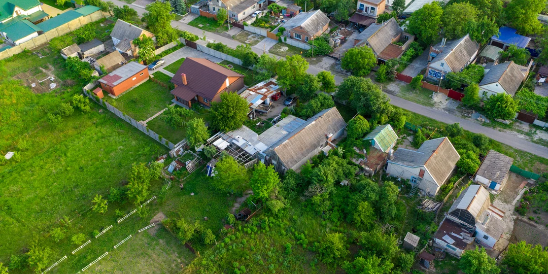 "Общее собрание СНТ не вправе распоряжаться любым участком на своей территории: важное разъяснение Верховного Суда"