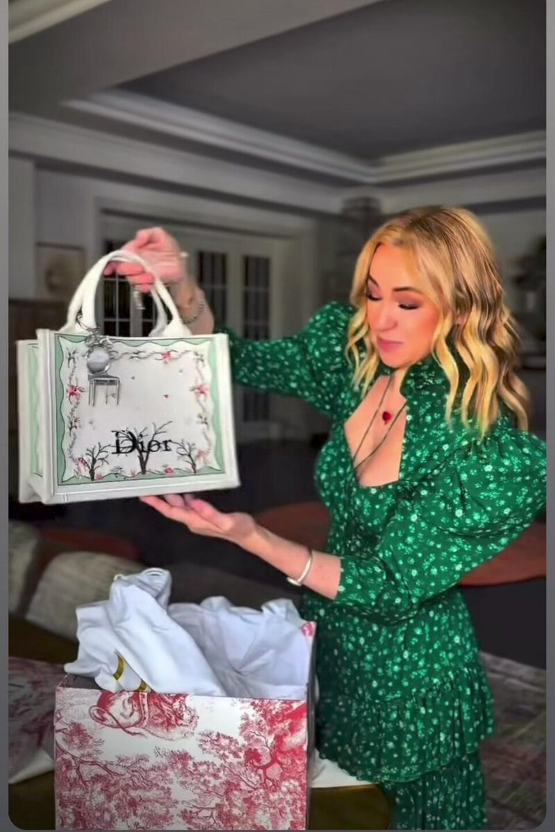 фото открытый источник интернет