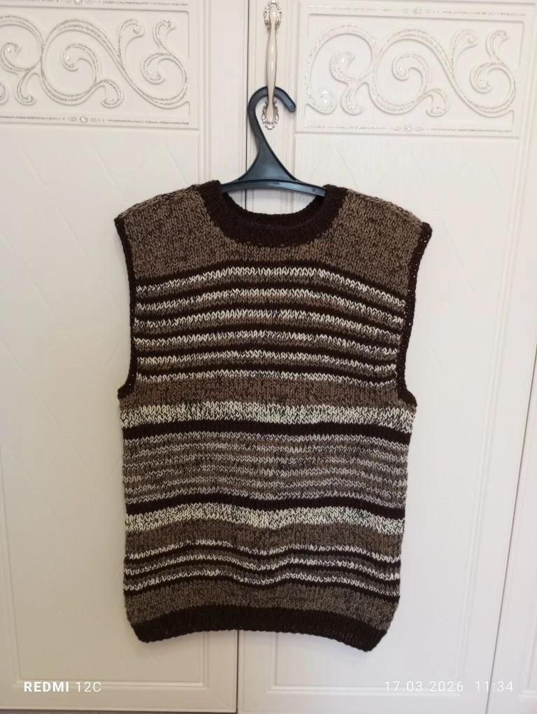 Вот 47 - я безрукавка.