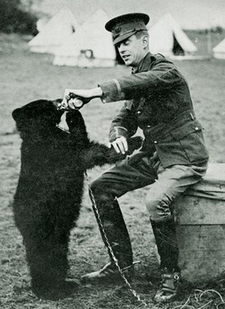 © Manitoba Provincial Archives / Wikipedia