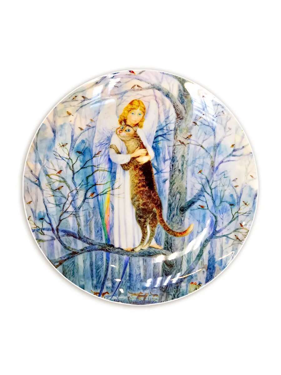 Декоративная тарелка с репродукцией В.Д.Румянцева. "Добрый ангел". Фото взято из свободного доступа в интернете.
