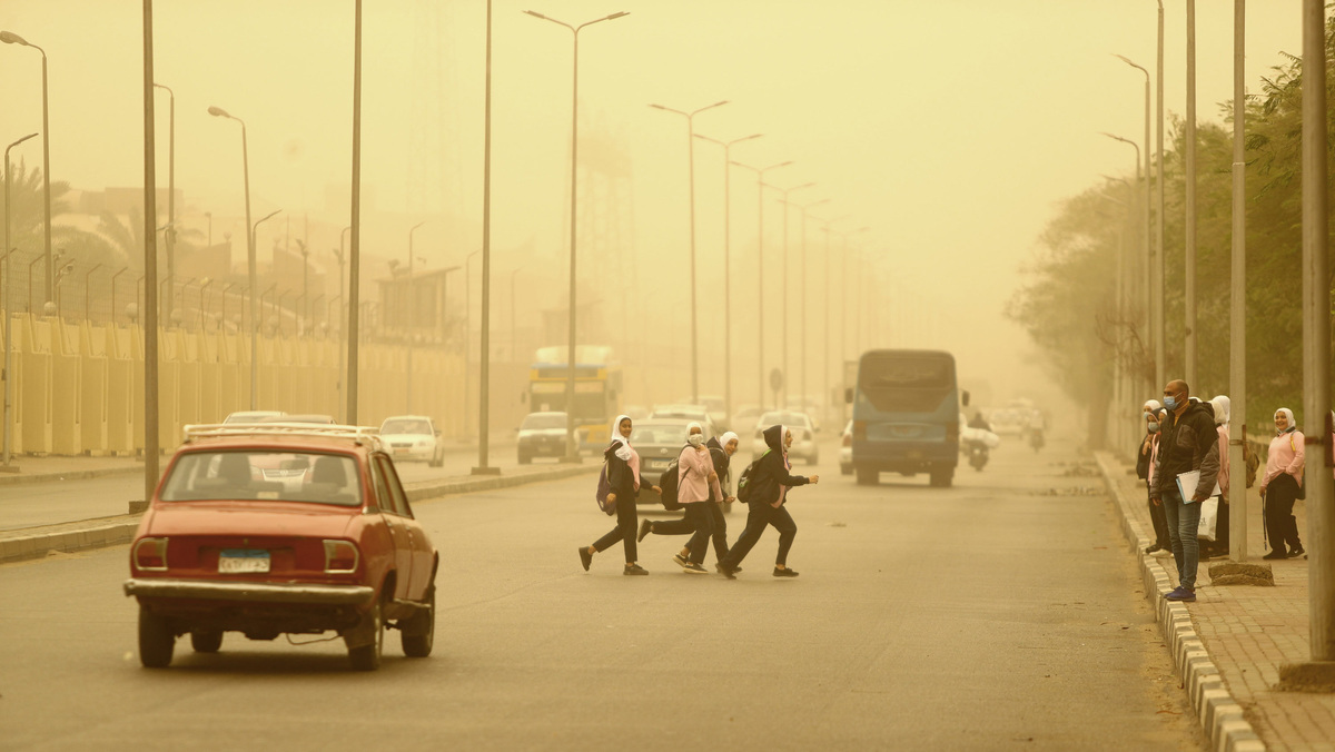    Египет Каир песчаная буря GLP