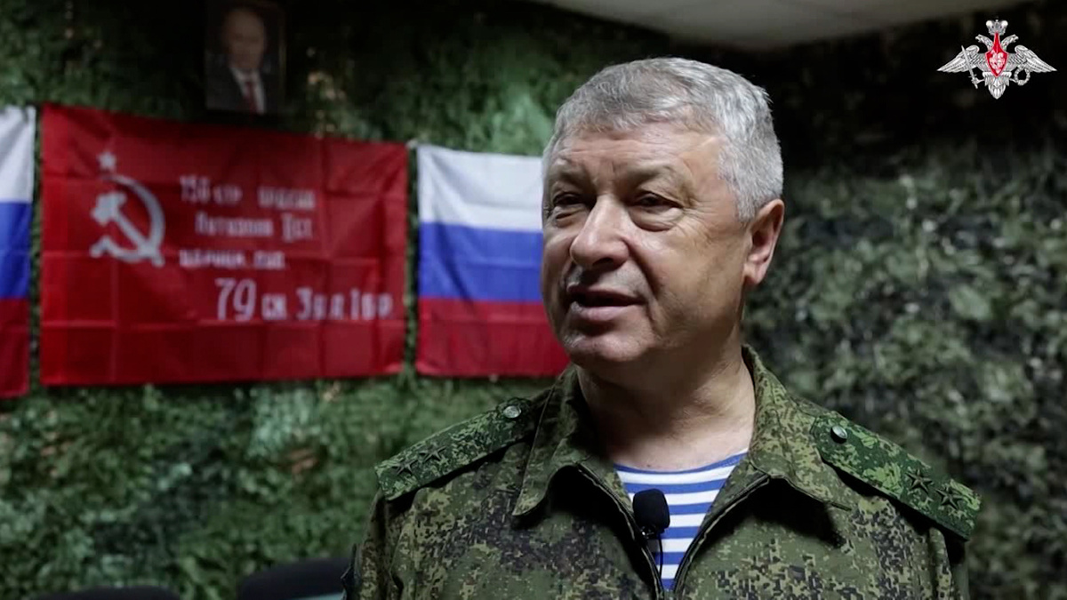    Генерал-лейтенант Владимир Алексеев