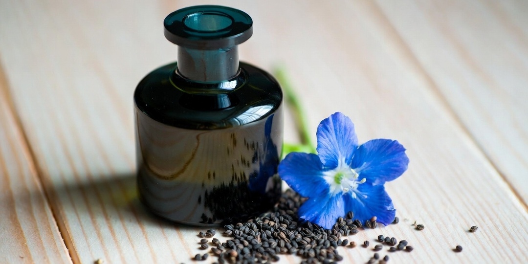 Идеальная кожа и роскошные волосы: пошаговая инструкция по использованию масла чёрного тмина