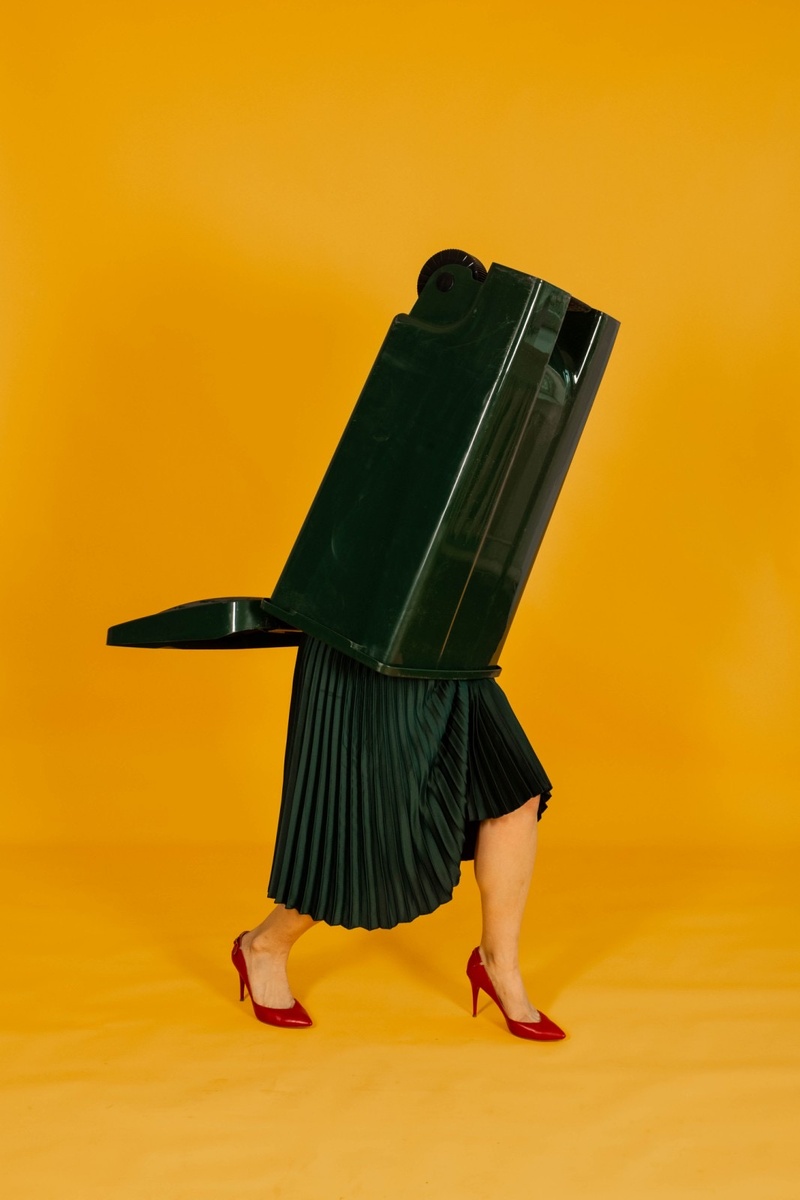 Отвергли, не значит выбросили, просто ты не подходишь в эту рамку