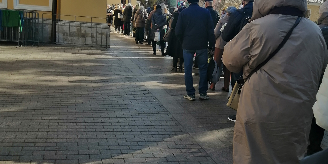 Съездила в храм Матроны Московской.