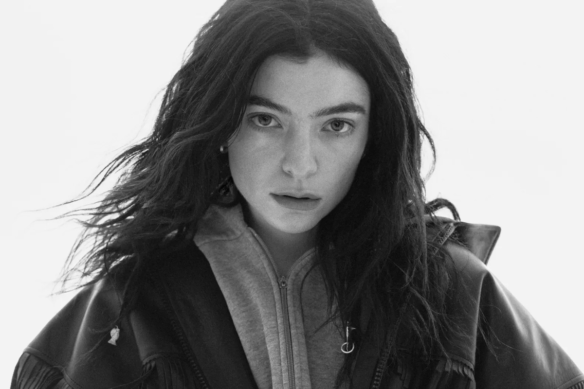   Певица Lorde разорвала контракт с лейблом Universal Music Group (фото 1)