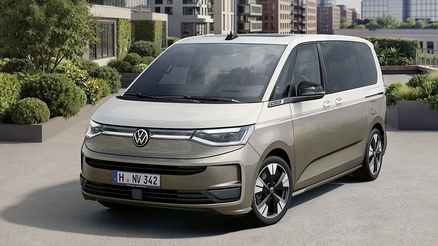    На фото: обновлённый Volkswagen Multivan