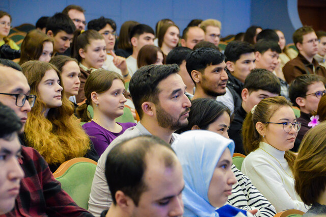 В Твери состоялся диалог с молодежью о противодействии наркомании и экстремизму