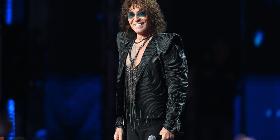 Одинокий бродяга любви Казанова. Сегодня свой день рождения отмечает Валерий Леонтьев