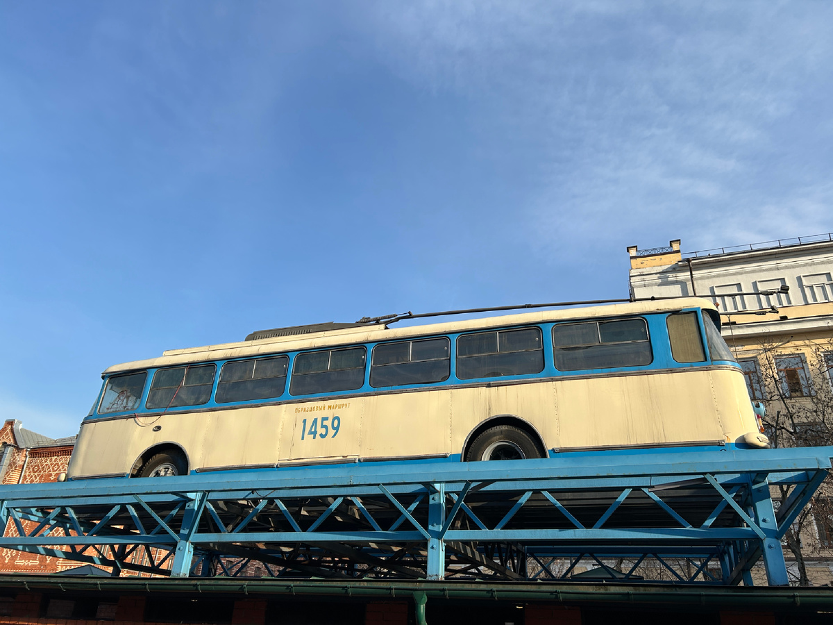 Троллейбус теперь арт-объект